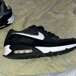 Nike Airs